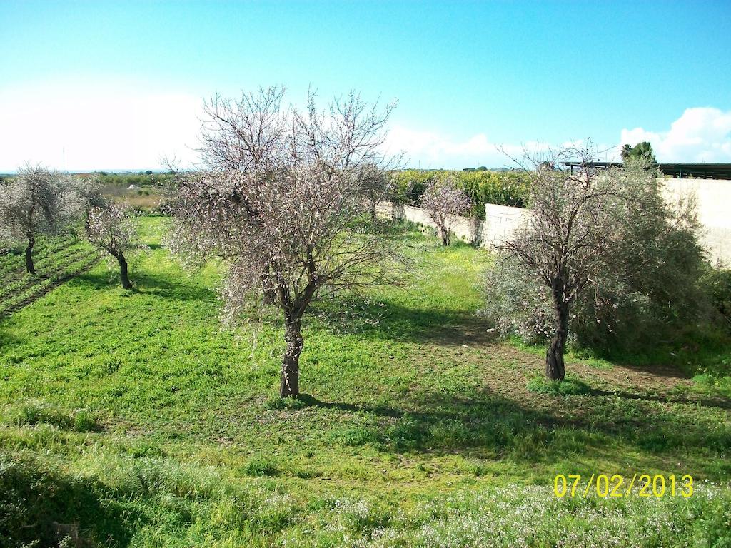 Casa Vacanze Mandorlo In Fiore Villa Avola Kültér fotó