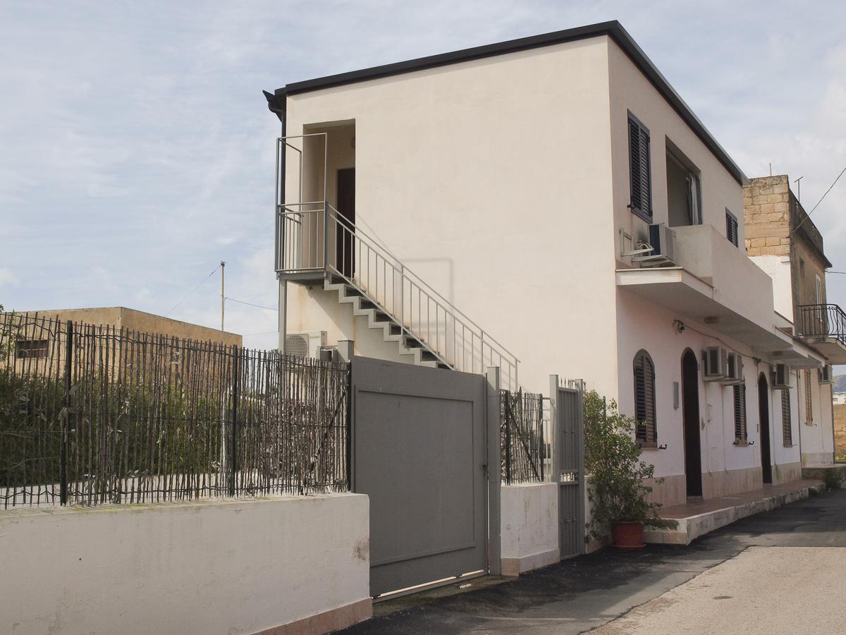 Casa Vacanze Mandorlo In Fiore Villa Avola Kültér fotó