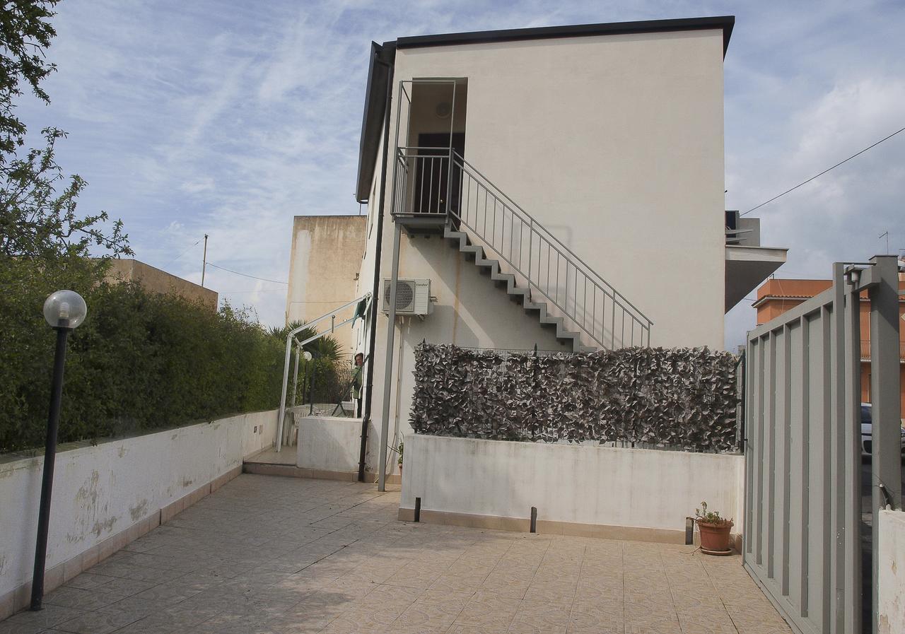 Casa Vacanze Mandorlo In Fiore Villa Avola Kültér fotó